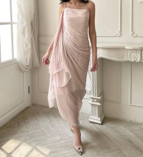 Snapinsta.app_458455650_530337879470831_1054850993592789030_n_1080 Ara dress